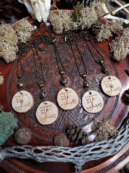 Wood Round Illusion Rune Necklaces