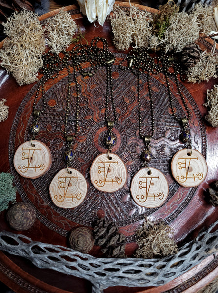 Wood Round Illusion Rune Necklaces